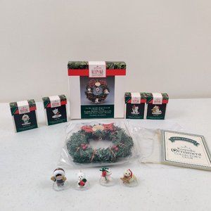 Hallmark Little Frosty Friends Wreath With 4 mini Ornaments 1990 Seal Husky Bear